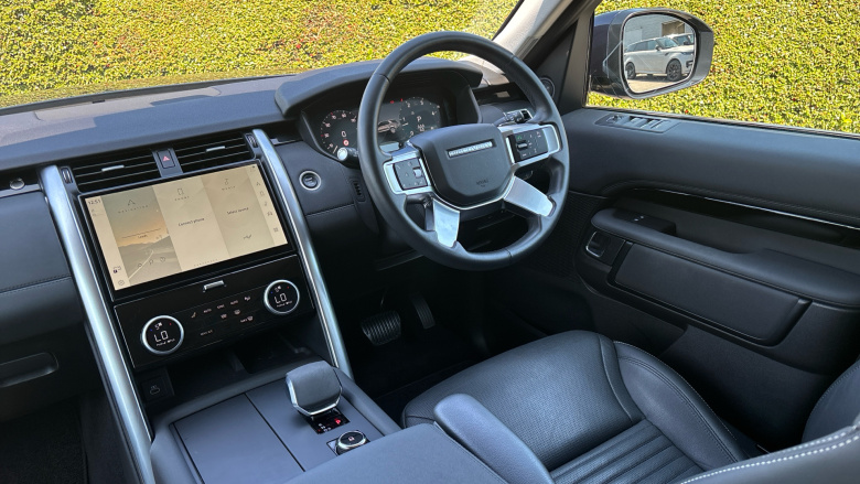 Land Rover Discovery 3.0 D250 S 5dr Auto Diesel Station Wagon
